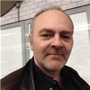 je suis compétent en français anglais, patient et pédagogue